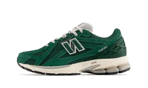 1906R Green Suede Metallic Silver