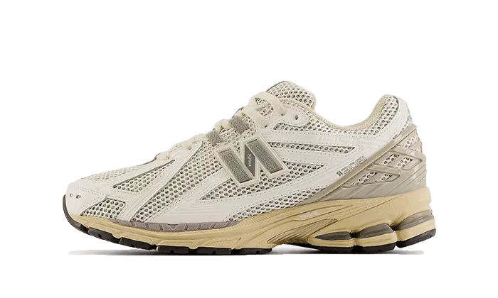 1906R White Grey Cream