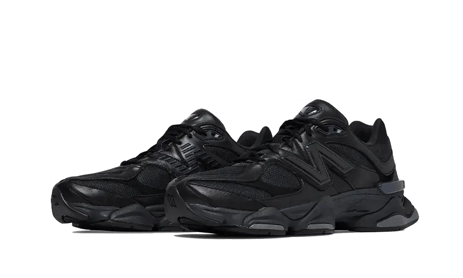 9060 Triple Black Leather