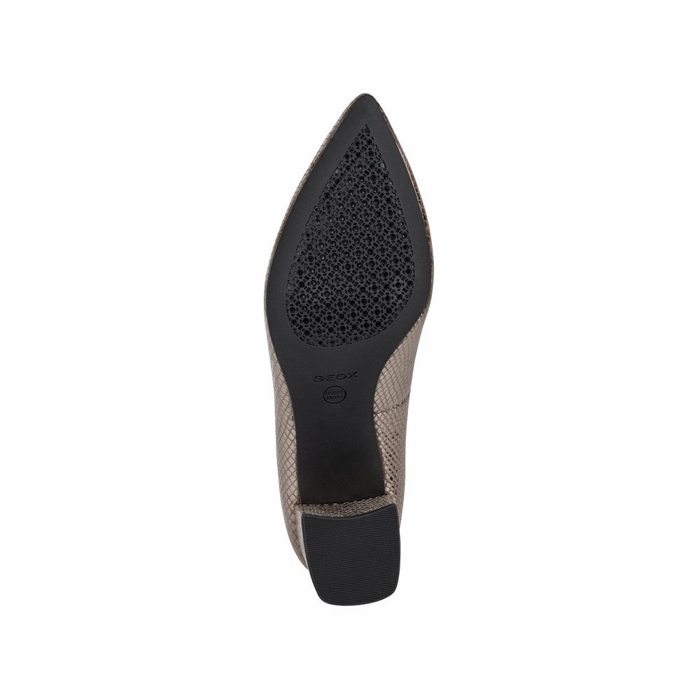 Geox Bigliana Court Shoe Women's Sneakers Casual Walking Shoes