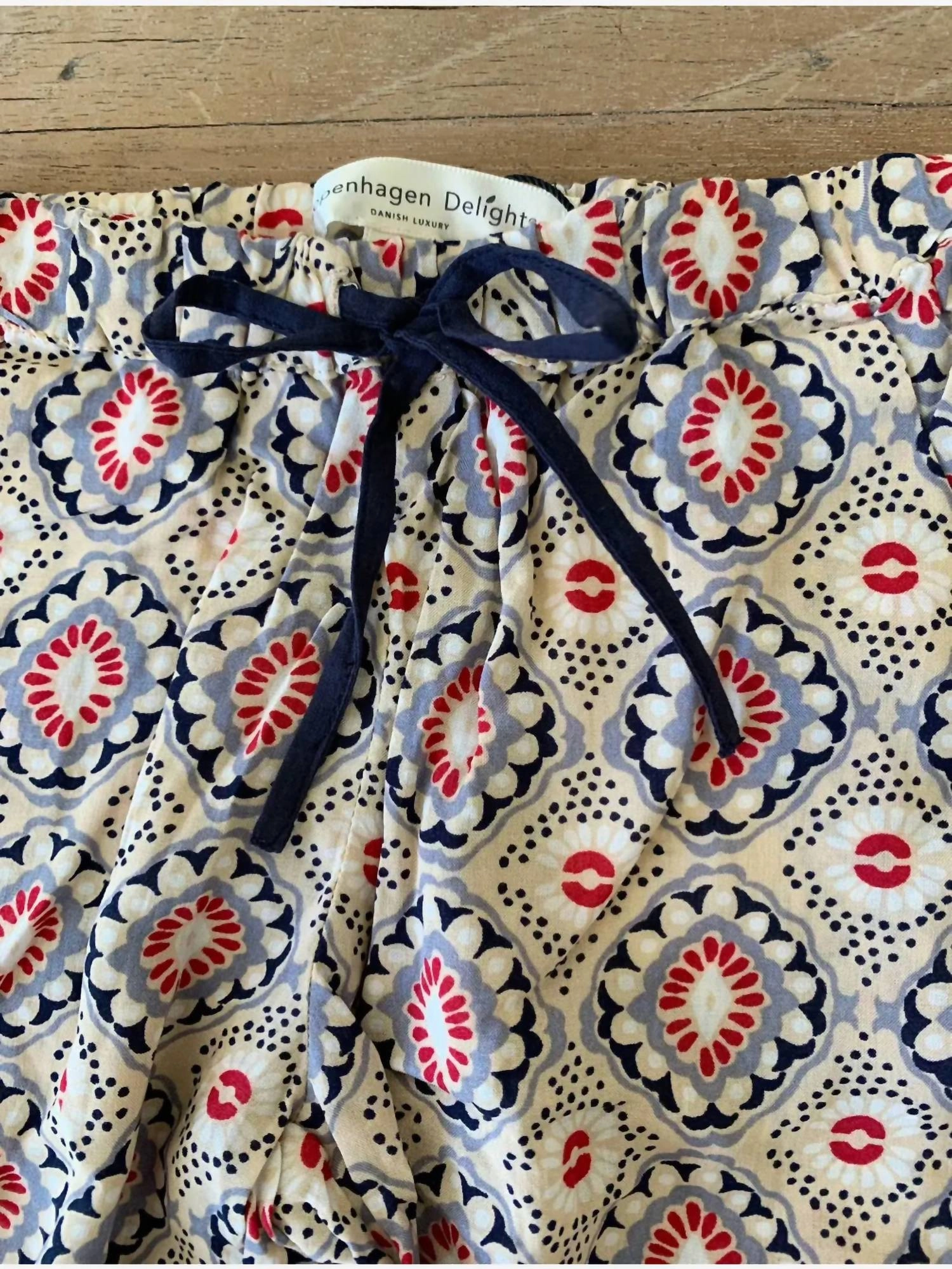 Girls' Harem Pants In Paisley Print Girls Scallop Hem Shorts