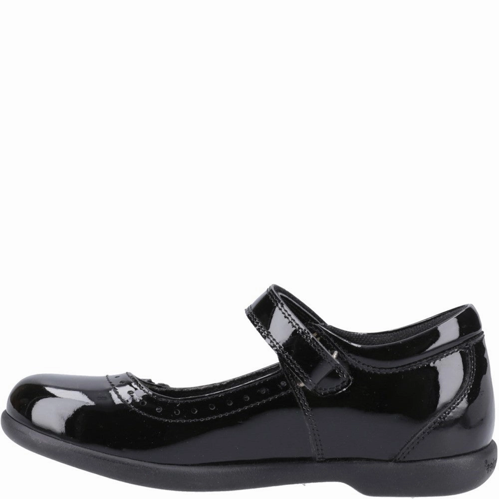 Hush Puppies Bethany Patent Junior School Shoes Girls Sneakers Girls Running Shoes