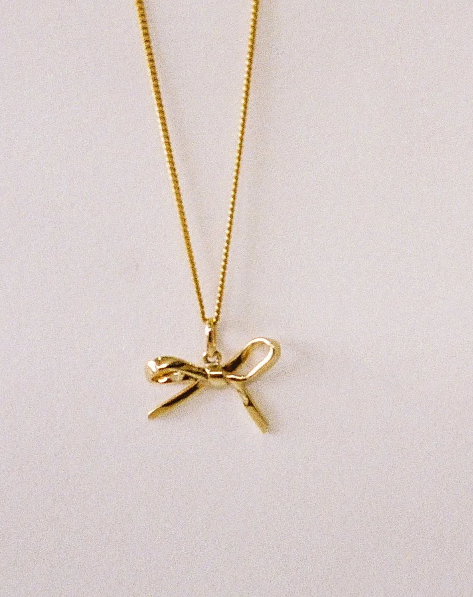 Meadowlark Jewellery Meadowlark - Bow Charm Necklace Gold Plated