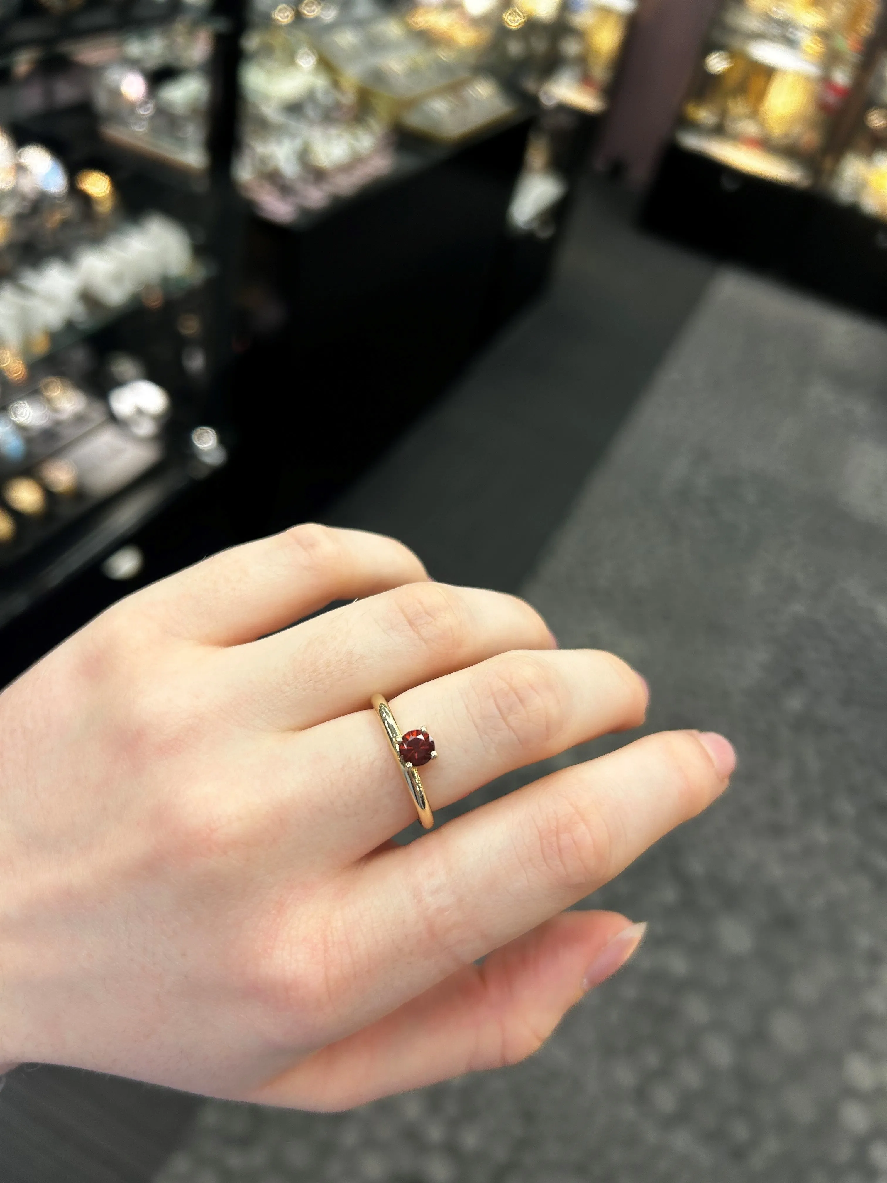 Meadowlark Jewellery Meadowlark - Glow Ring 9ct YG Garnet