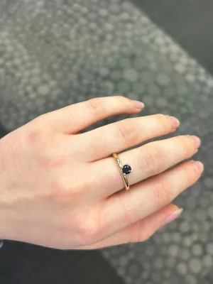 Meadowlark Jewellery Meadowlark - Glow Ring 9ct YG Sapphire