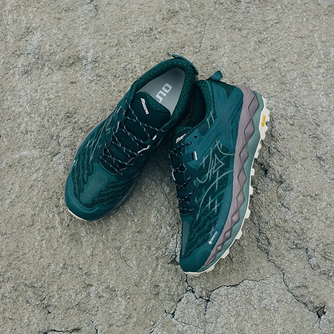 Mizuno Wave Mujin LS GTX Pine Grove / Ultimate Gray / Bistro Green