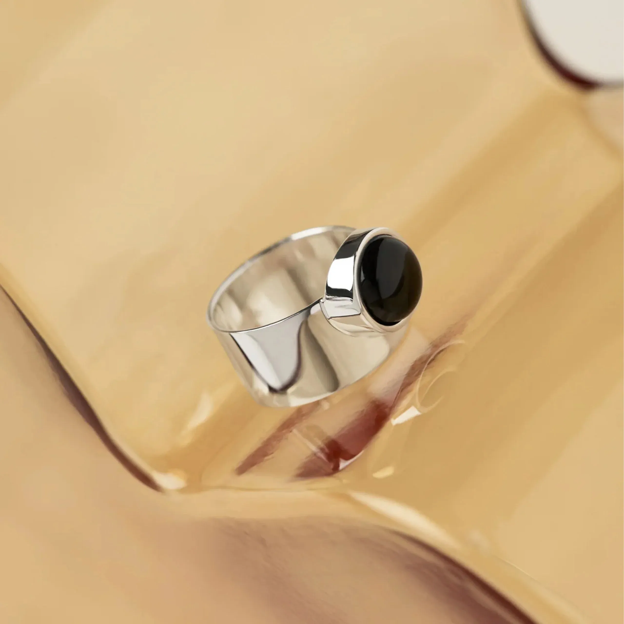 Najo Jewellery Najo - Husk Sterling Silver Onyx Ring