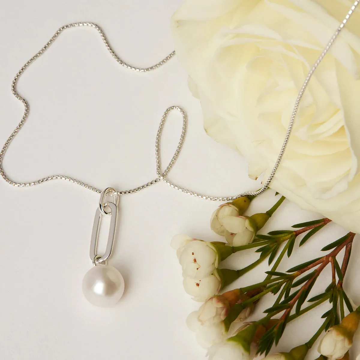 Najo Jewellery Najo - The Enchantress Sterling silver pearl necklace