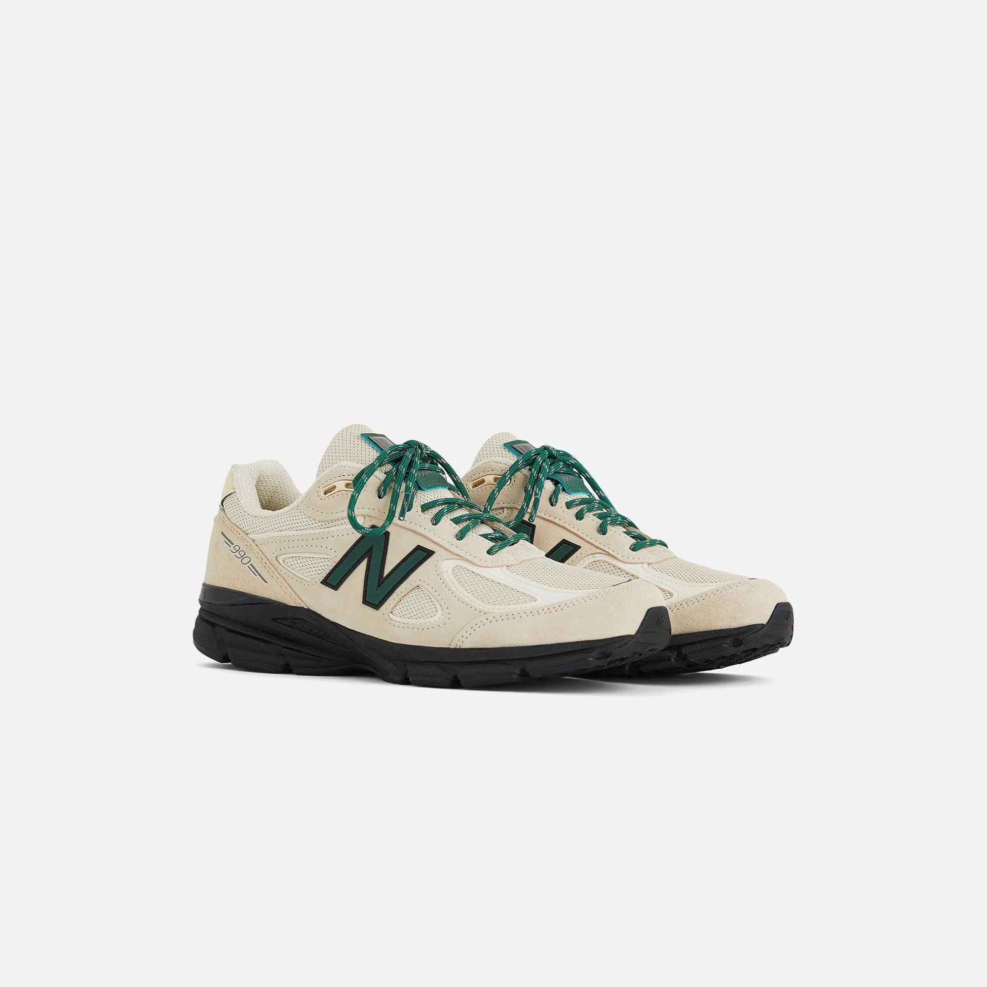 New Balance Made in USA 990V4 - Macadamia Nut