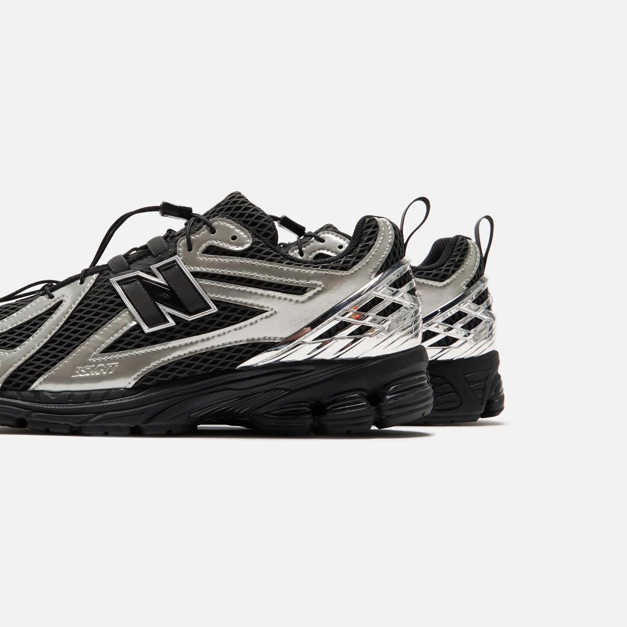New Balance x The Basement 1906r - Black / Castlerock
