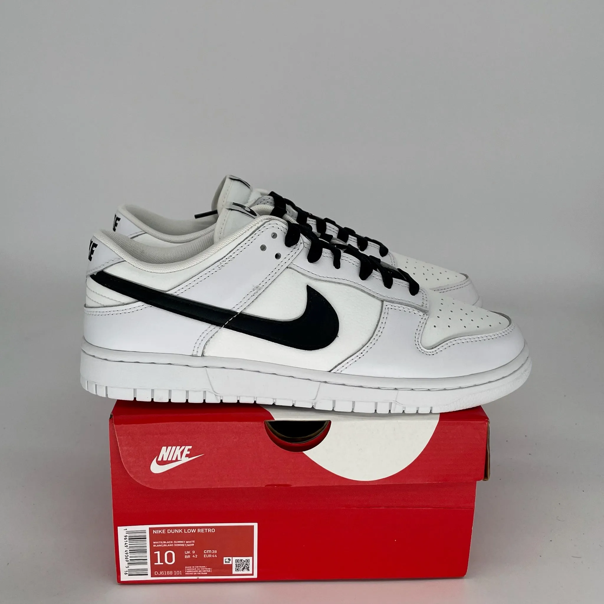 NIKE DUNK LOW REVERSE PANDA SIZE 10 DJ6188-101
