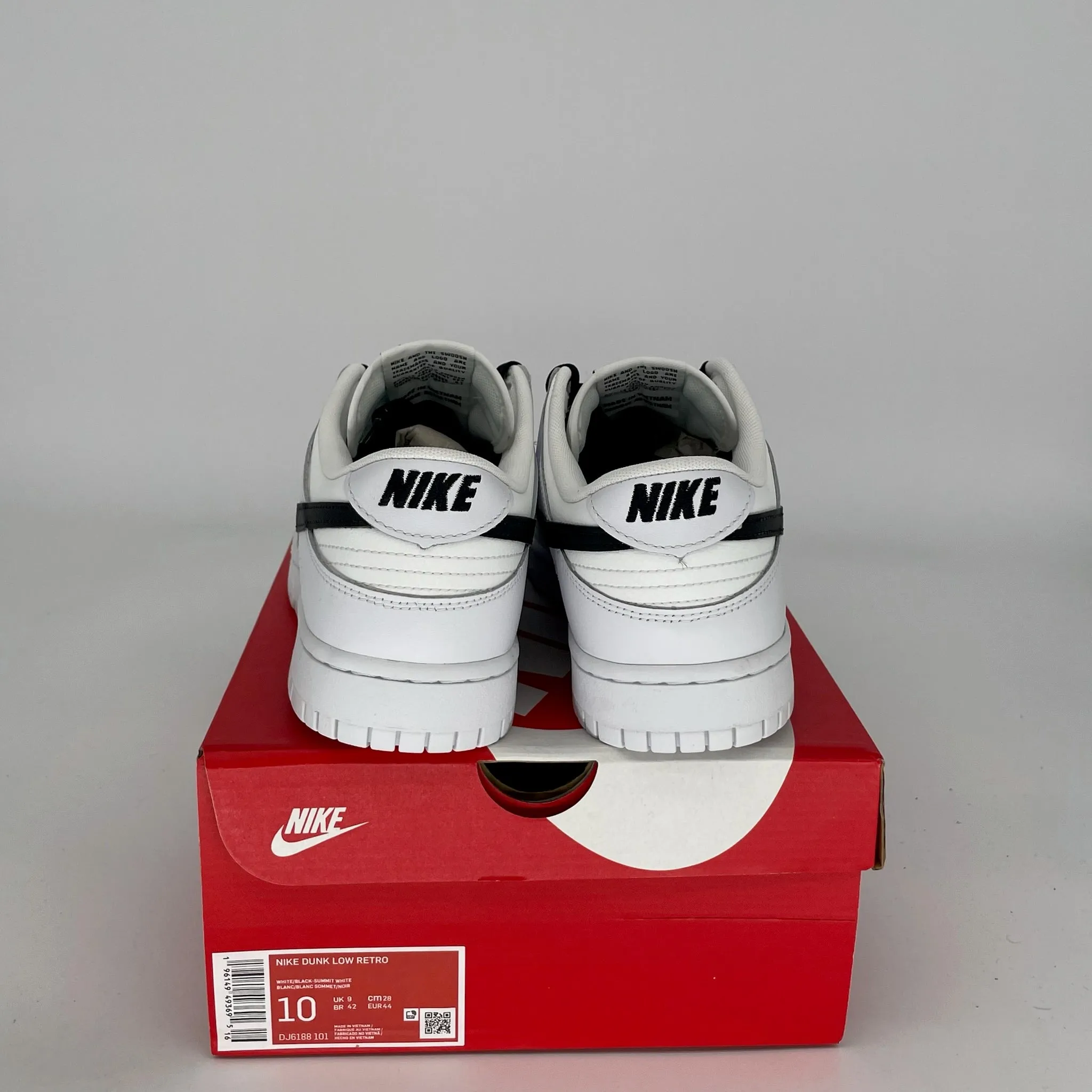 NIKE DUNK LOW REVERSE PANDA SIZE 10 DJ6188-101