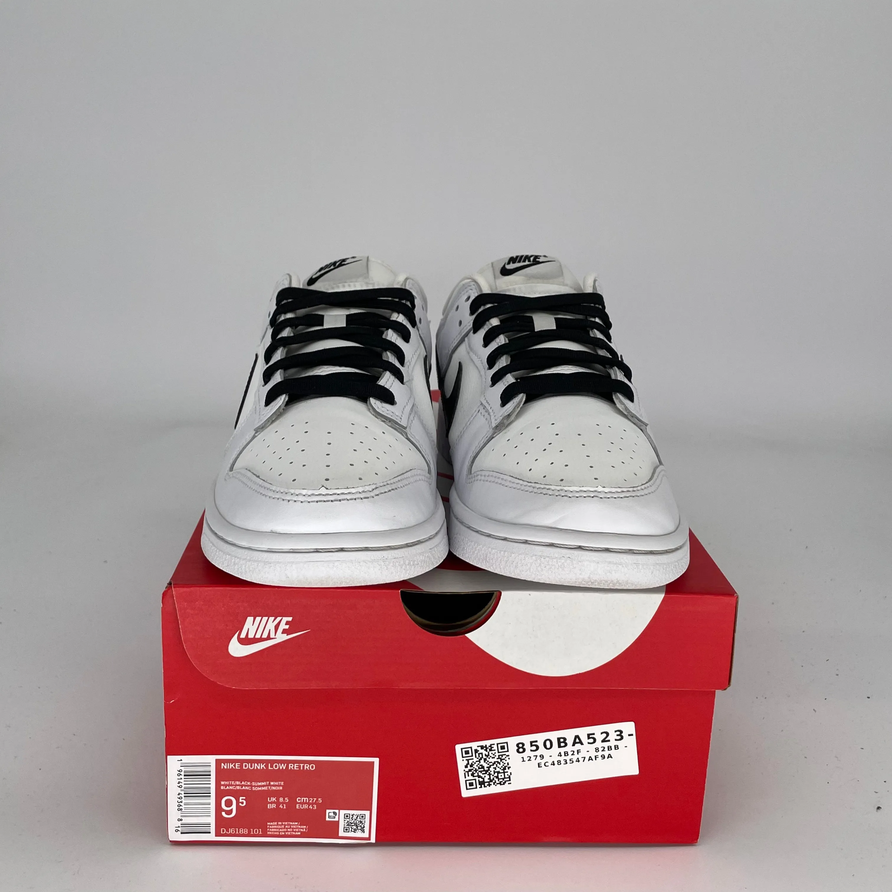 NIKE DUNK LOW REVERSE PANDA SIZE 9.5 DJ6188-101