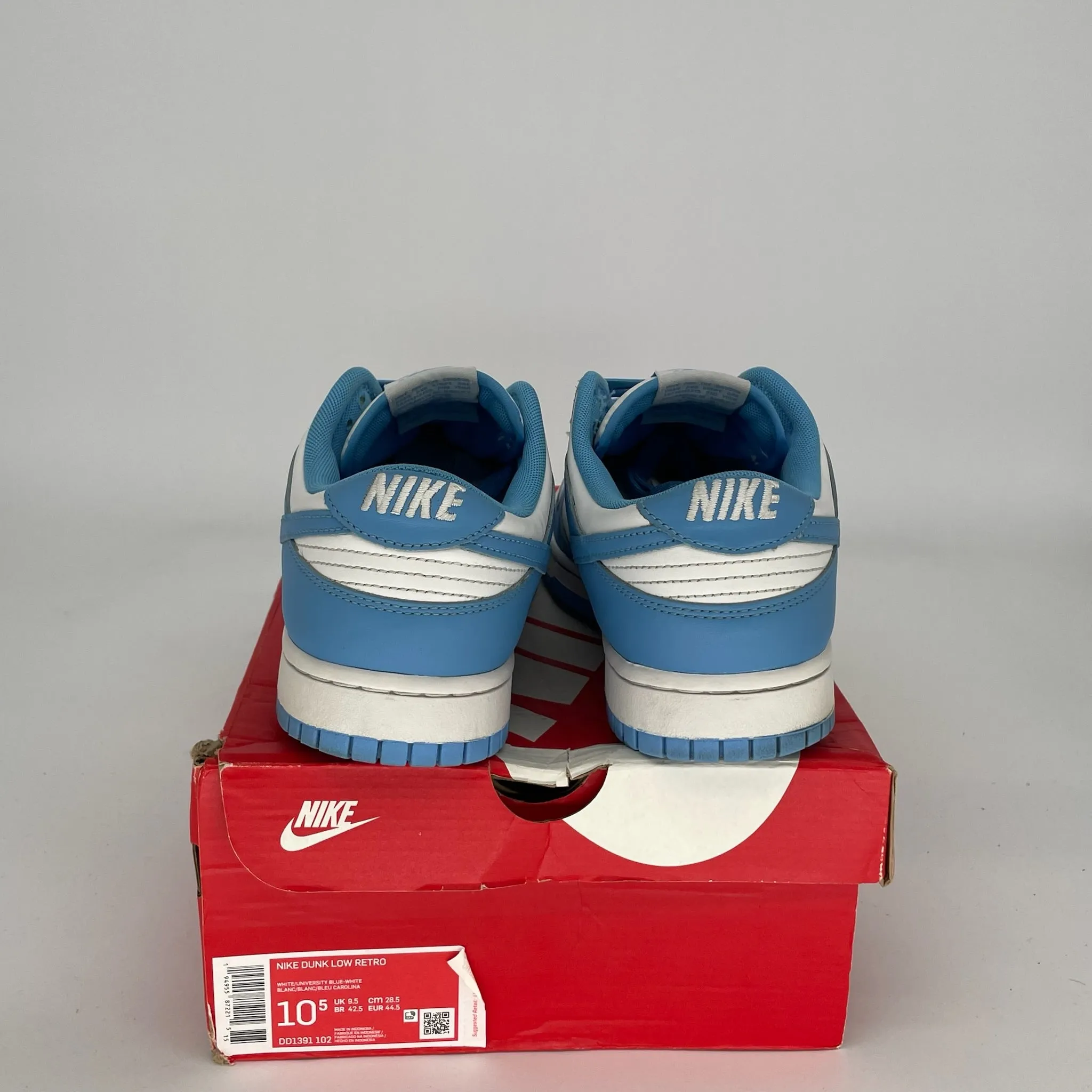 NIKE DUNK LOW UNC SIZE 10.5 DD1391-102