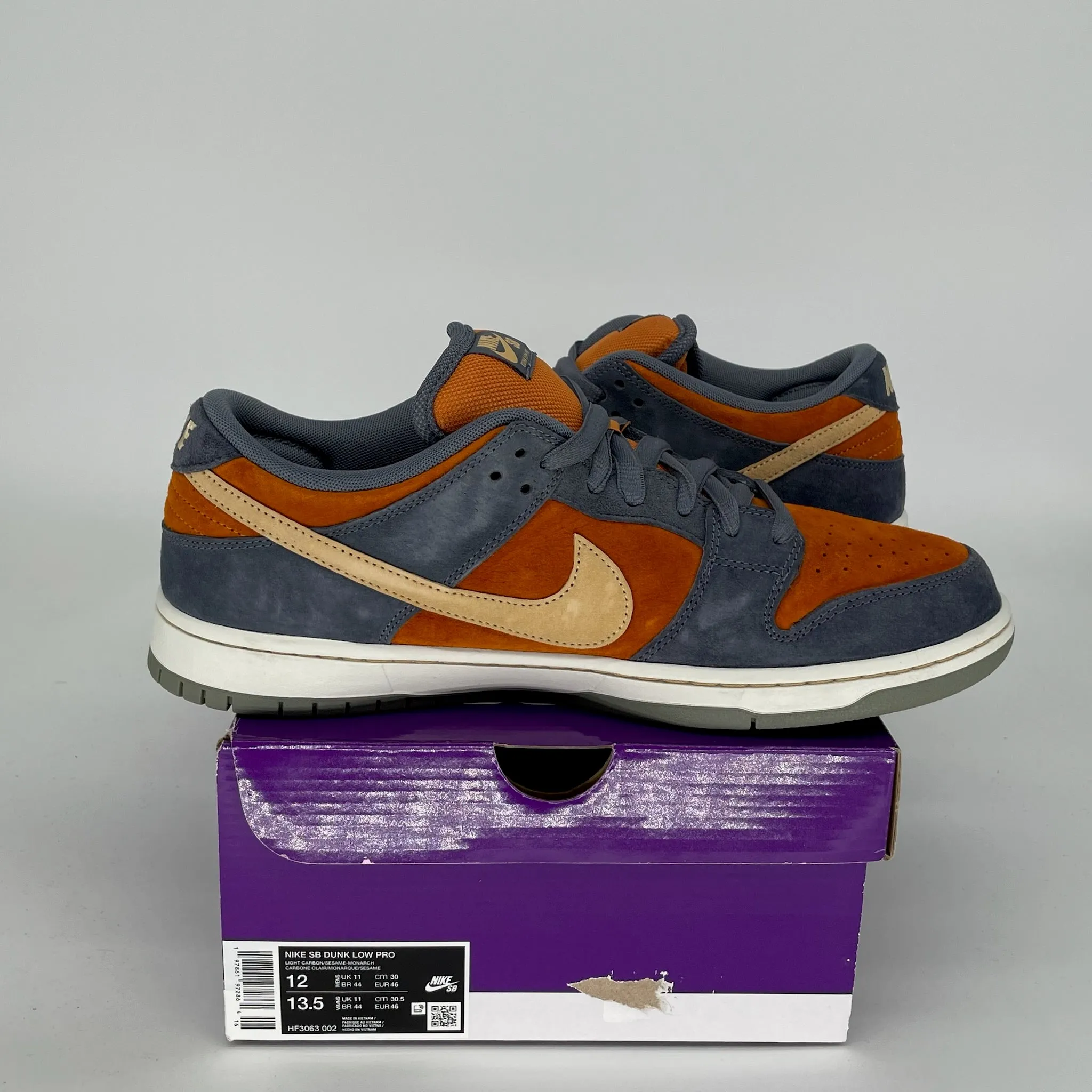 NIKE SB DUNK LOW LIGHT CARBON MONARCH SIZE 12 HF3063-002