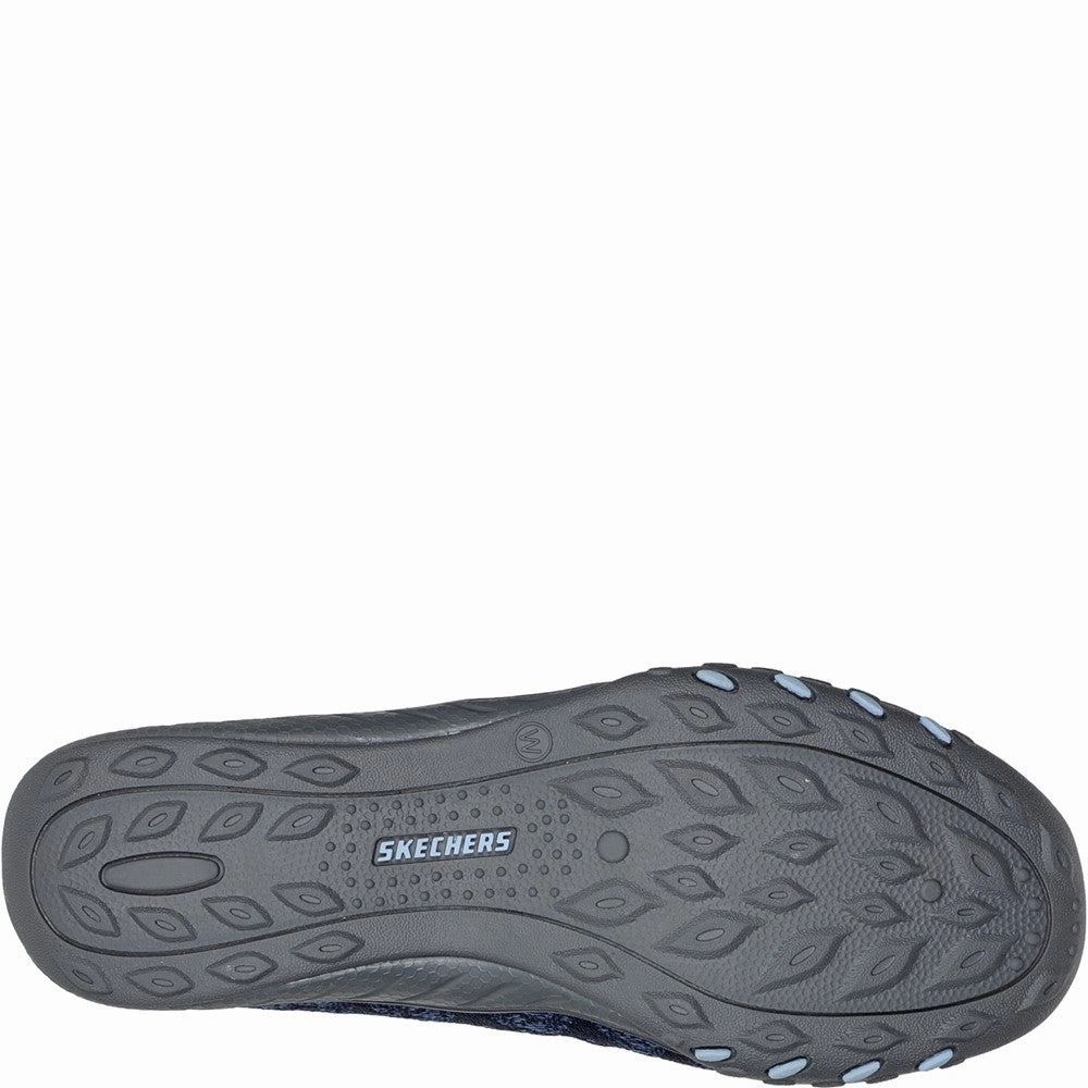 Skechers Relaxed Fit: Breathe-Easy Infi-Knity Trainer Women's Sneakers Casual Walking Shoes