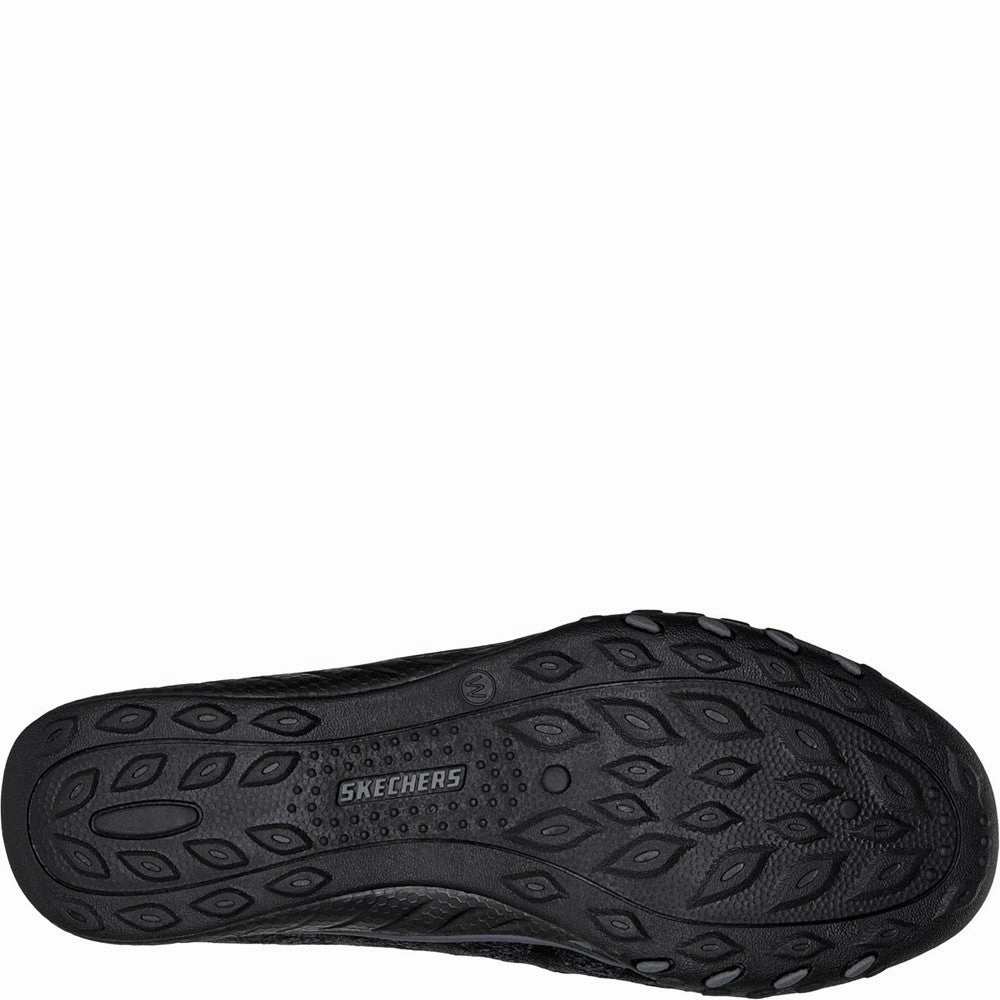 Skechers Relaxed Fit: Breathe-Easy Infi-Knity Trainer Women's Sneakers Casual Walking Shoes
