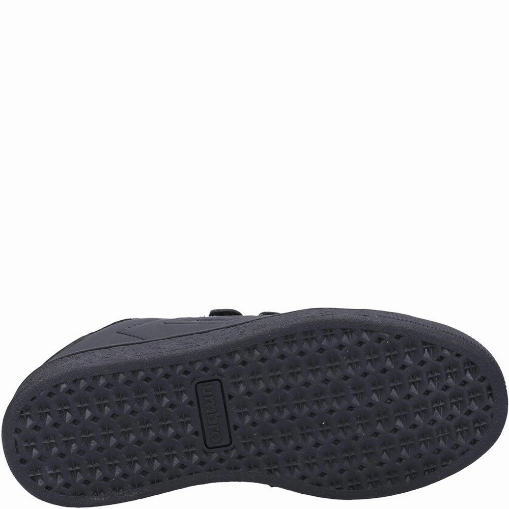 Umbro Medway V Junior Touch Fastening Shoe Boys SneakersBoys Running Shoes